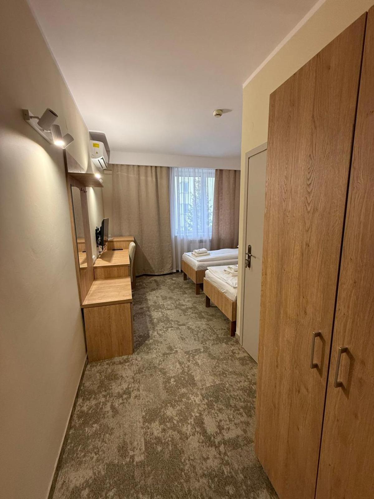 Hotel Tm Радом Экстерьер фото